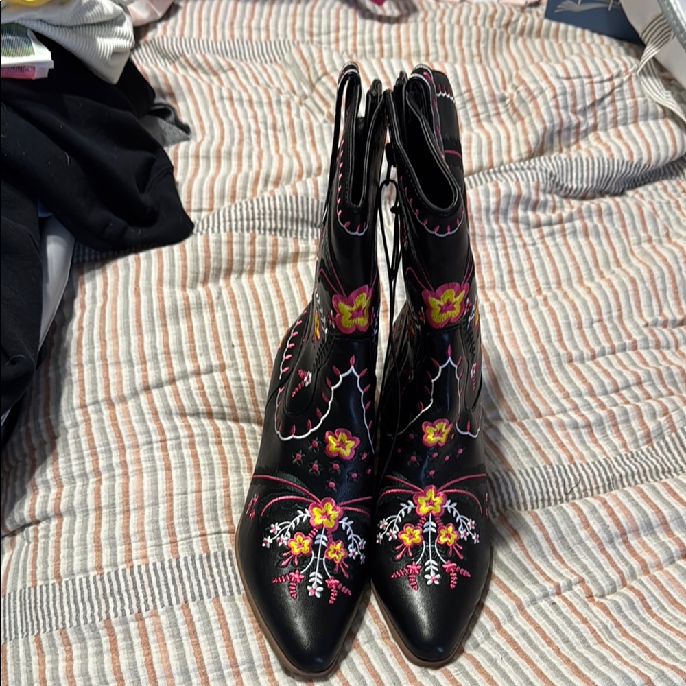 Floral Embroidered Black Ankle Boots